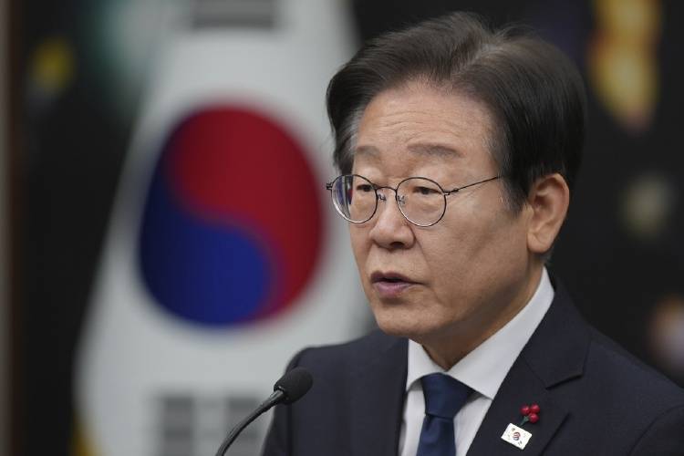 弹劾尹锡悦卡在流程上了！为啥6个法官就不行