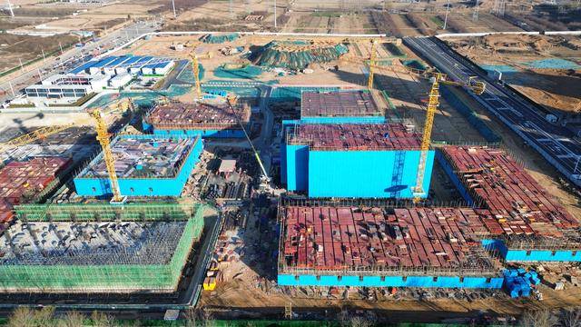 “港”好精彩这一年③丨乘风破浪，项目建设跑出加速度