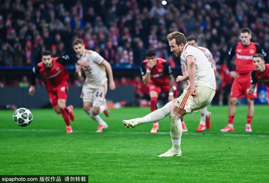 欧冠-凯恩双响诺伊尔伤退 拜仁3-0十人勒沃库森占先机
