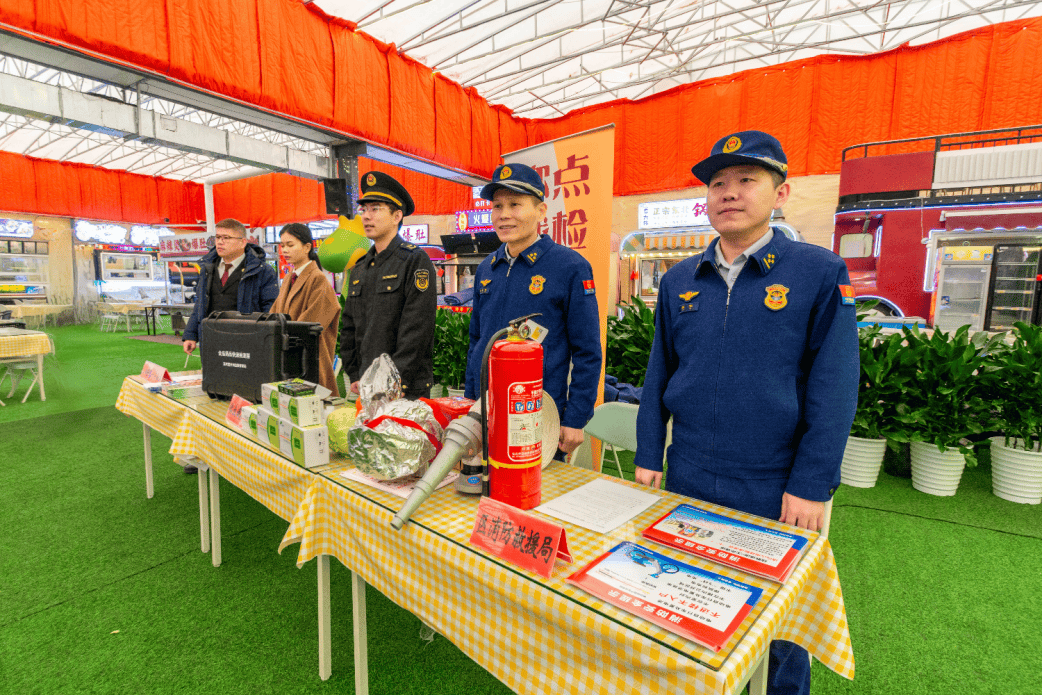 延庆消防借助“3.15”国际消费者权益日开展系列消防产品科普宣传活动