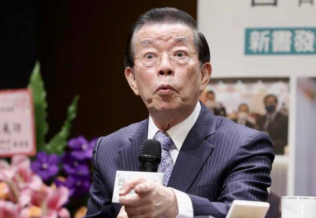 赖清德“独火”烧裂民进党，谢长廷倒戈拆台，台湾风向悄然变天？