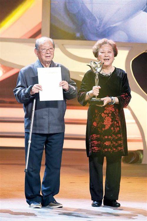 88岁演员童正维因心脏衰竭去世！曾出演《编辑部的故事》
