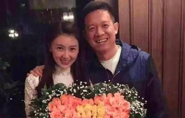甘薇宣布与贾跃亭离婚！否认资产转移
